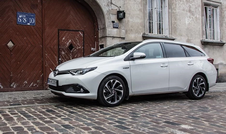 Toyota Autis TS Hybrid