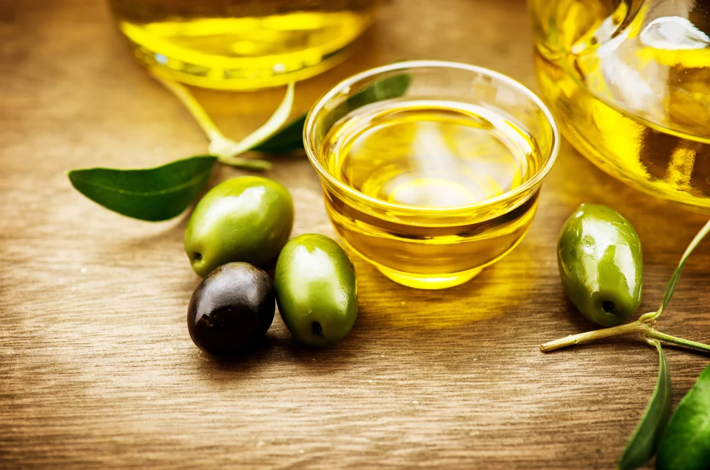 Oliwa z oliwek może być też środkiem do pielęgnacji włosów!