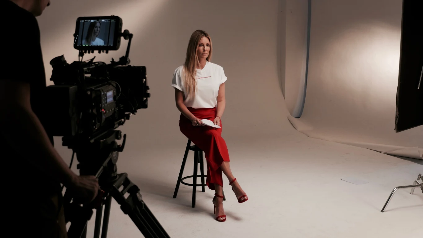 Małgorzata Rozenek-Majdan w akcji "Na początku było słowo"