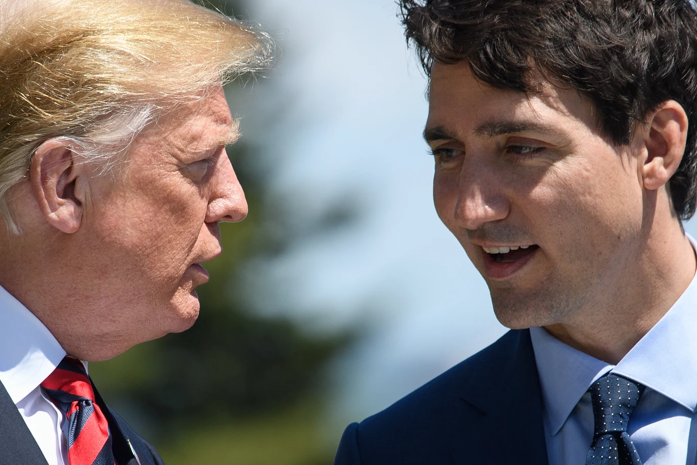 Donald Trump i Justin Trudeau w czasie pierwszej kadencji Trumpa w Białym Domu