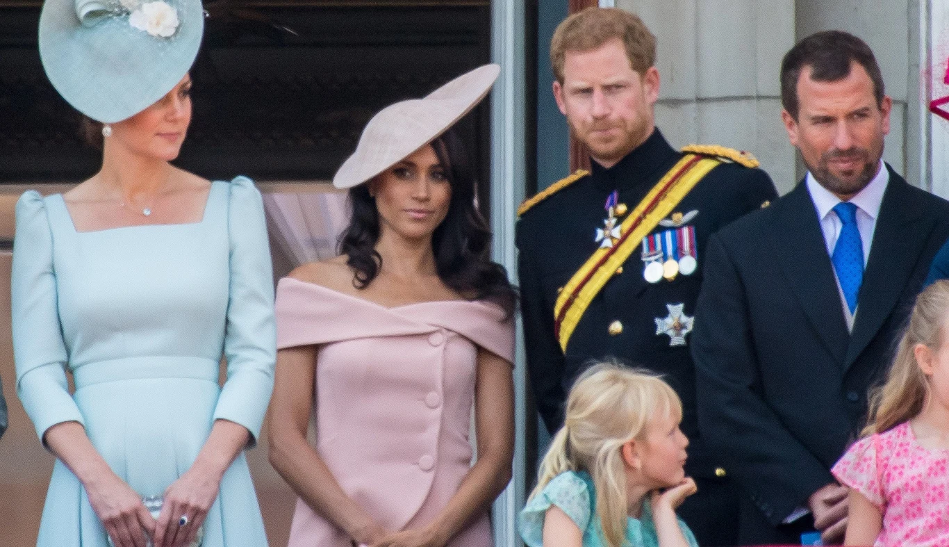 Meghan Markle z rodziną królewską Meghan Markle z rodziną królewską