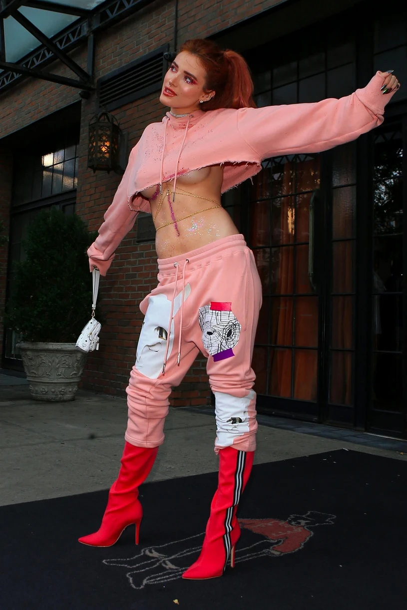 Bella Thorne Bella Thorne