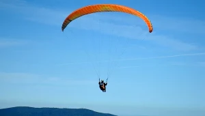 Paralotniarz; zdj. ilustracyjne