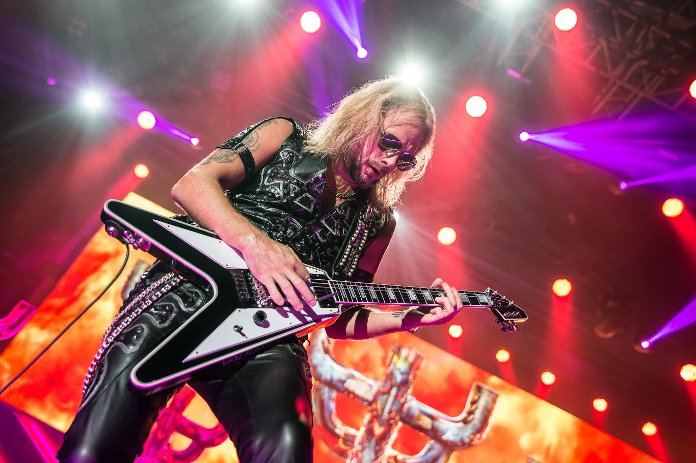 Zobacz zdjęcia z koncertu Judas Priest w katowickim Spodku - Richie Faulkner