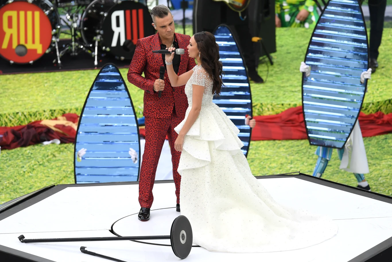Robbie Williams i i Aida Garifullina Robbie Williams i i Aida Garifullina