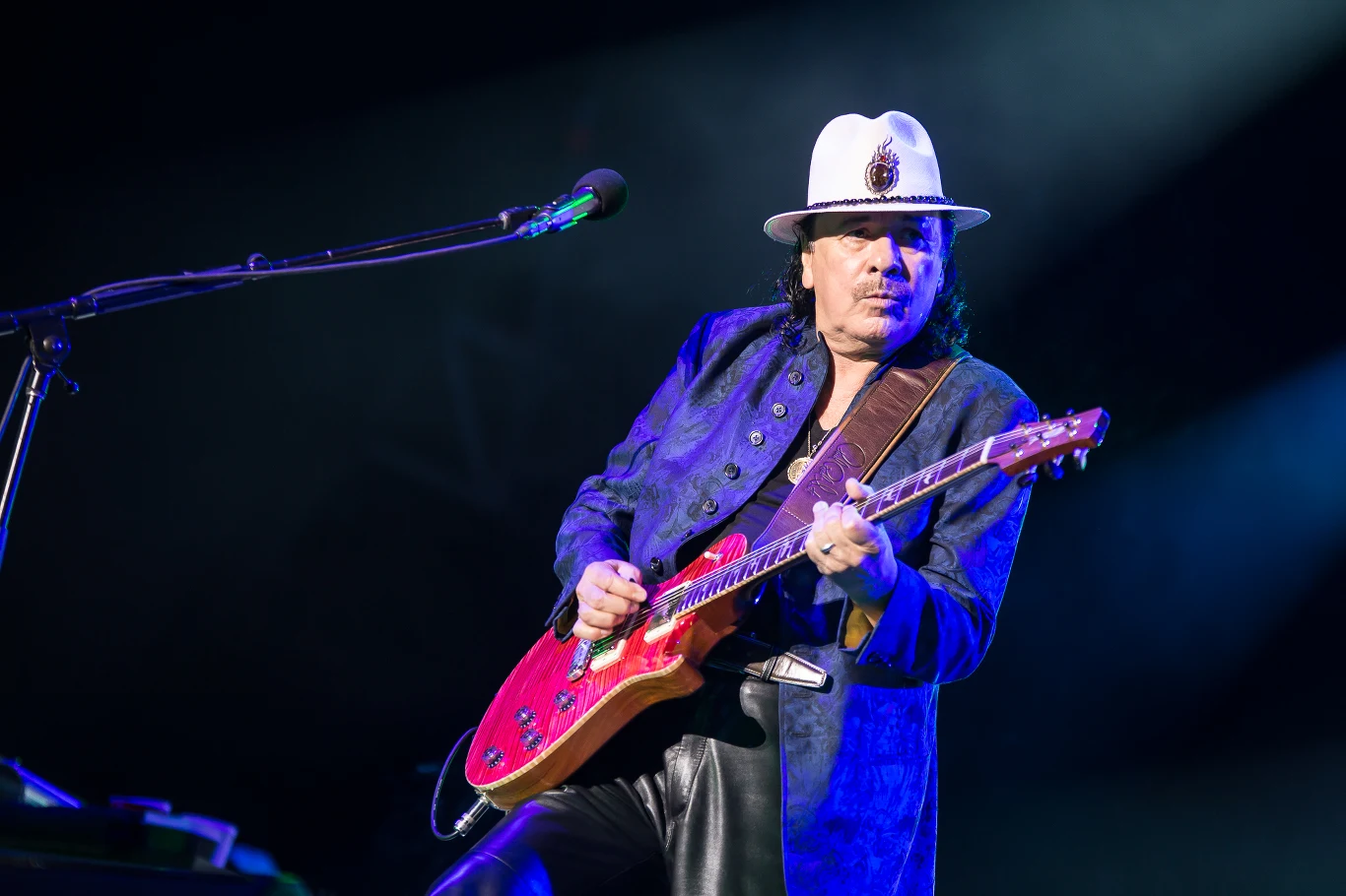 Zobacz zdjęcia z koncertu Carlosa Santany podczas Tauron Life Festival Oświęcim 2018 Zobacz zdjęcia z koncertu Carlosa Santany podczas Tauron Life Festival Oświęcim 2018