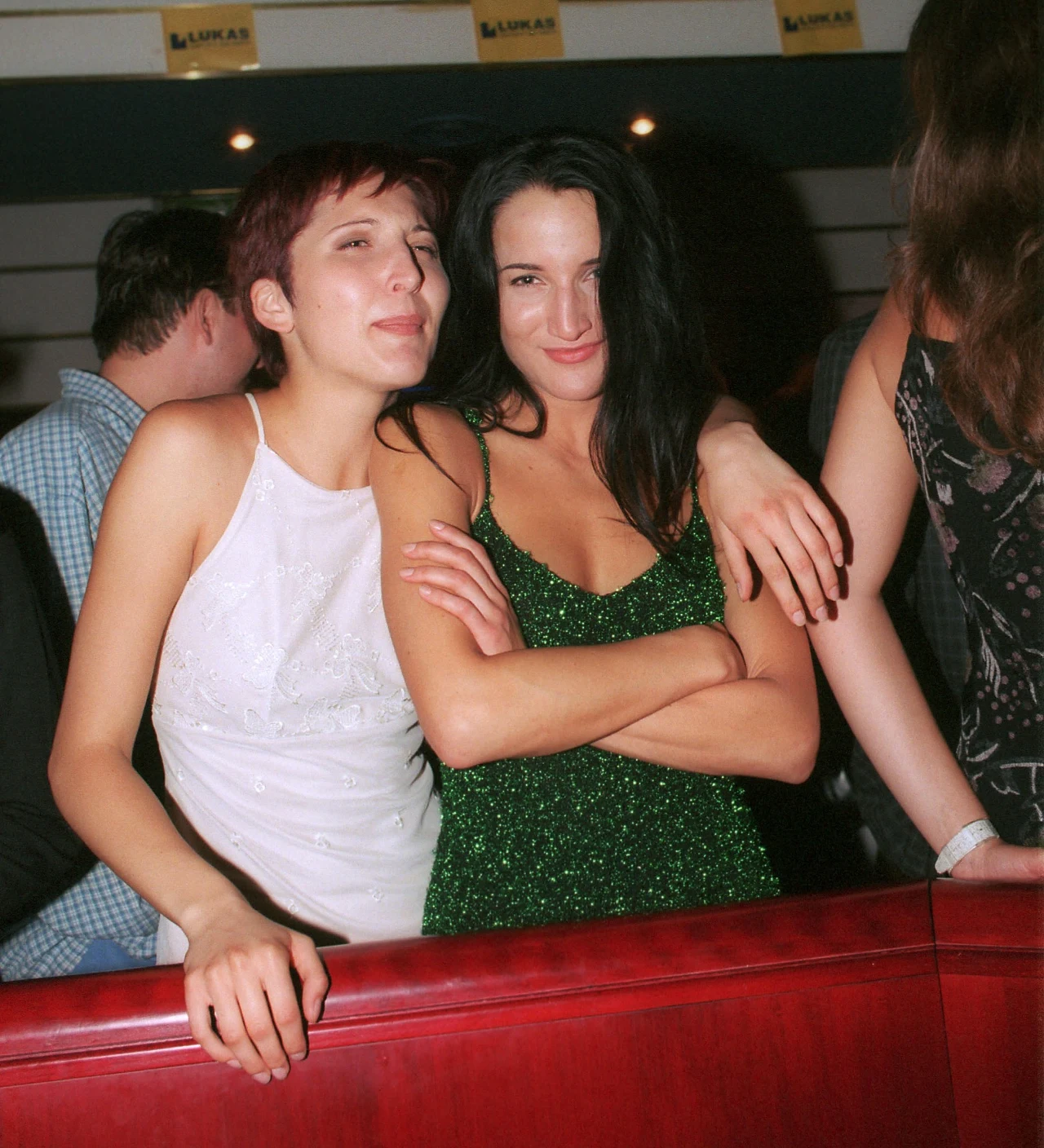 Magda z Justyną (1998 r.) Magda z Justyną (1998 r.)