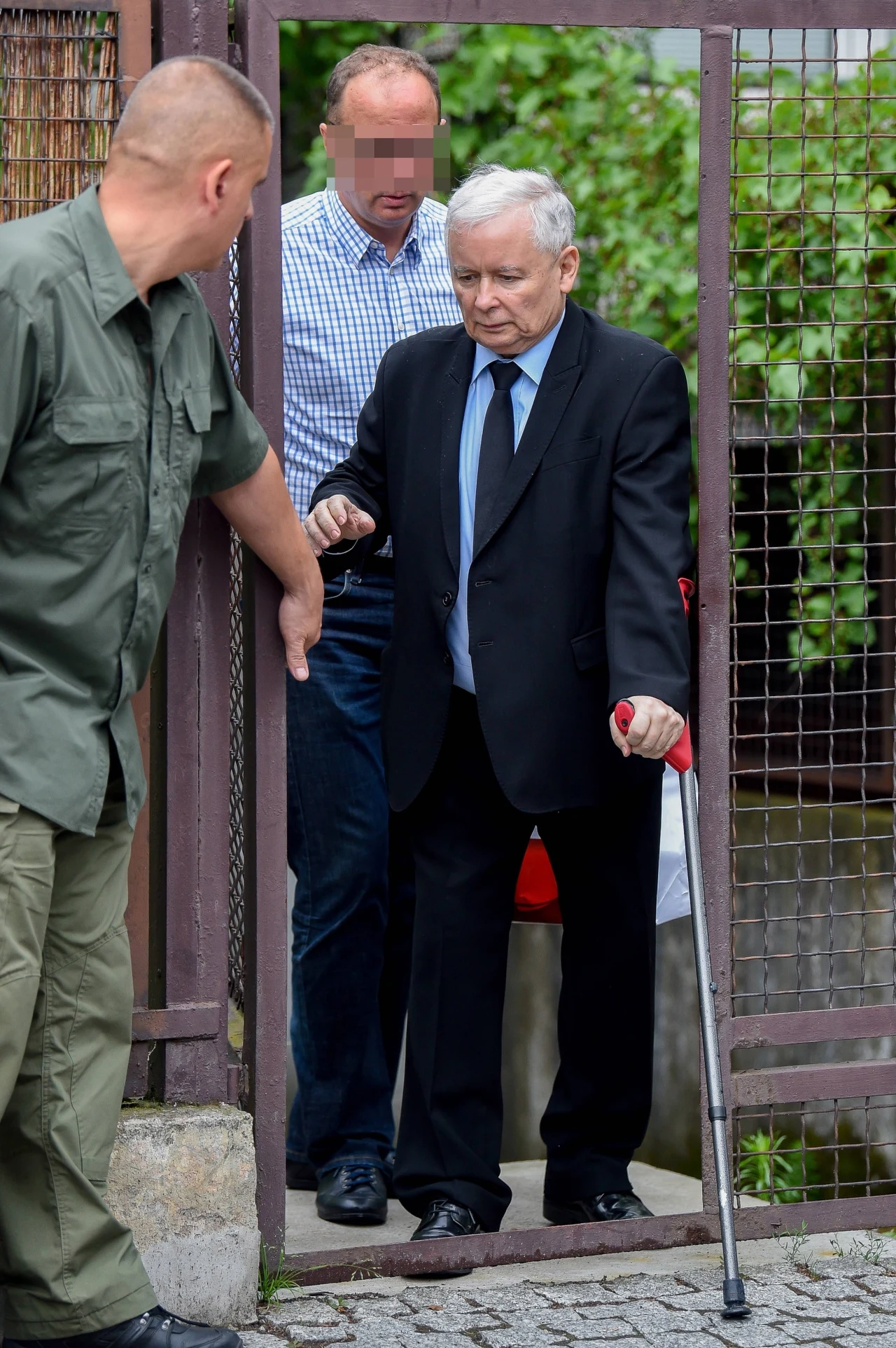 Prezes opuszcza dom Prezes opuszcza dom