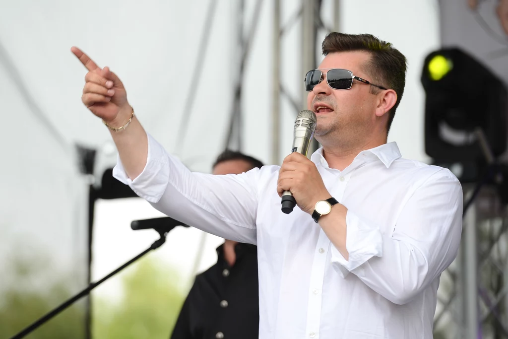 Zenek Martyniuk (Akcent) kibicuje polskiej drużynie