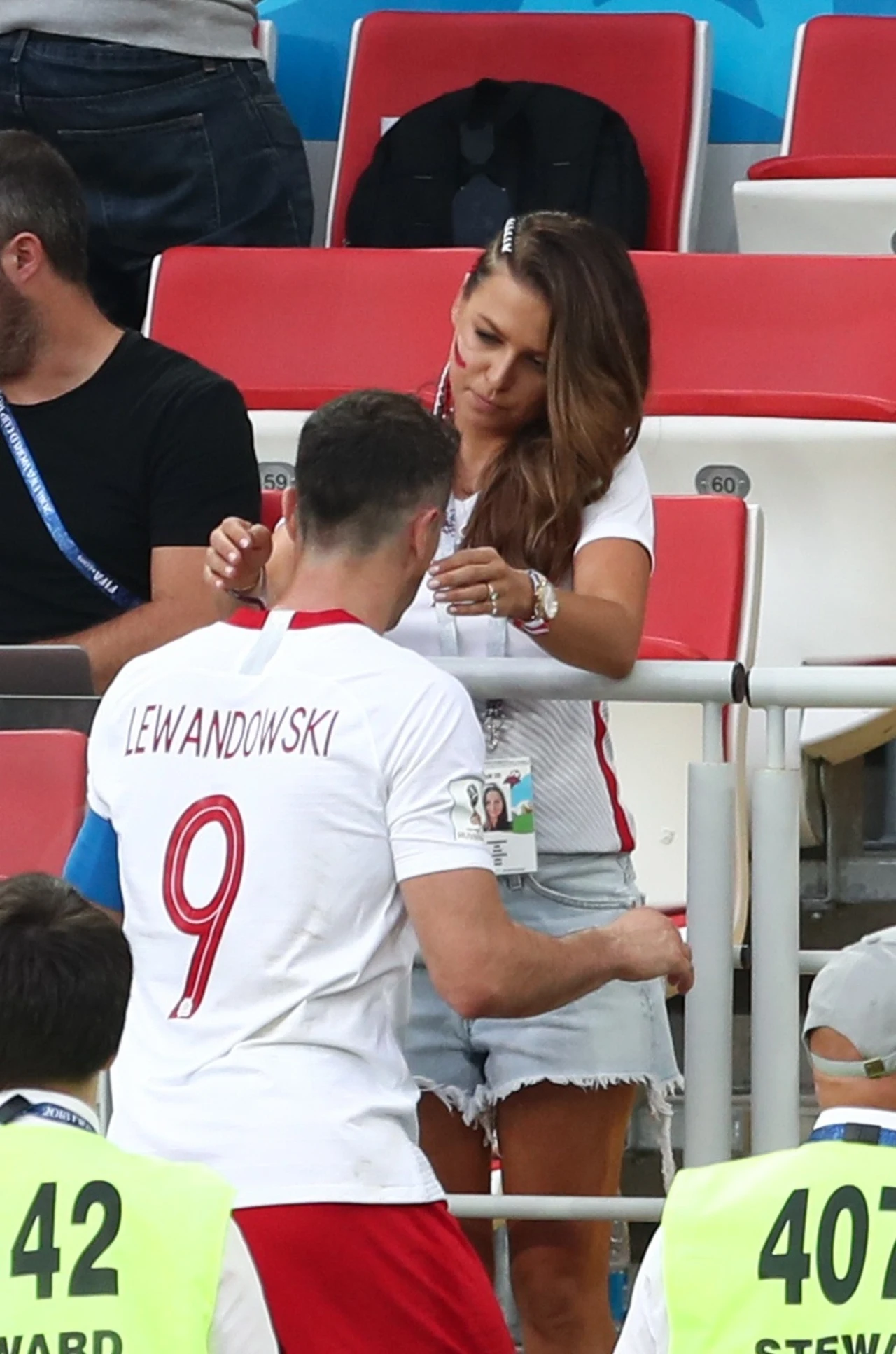 Anna Lewandowska pocieszała Roberta po porażce