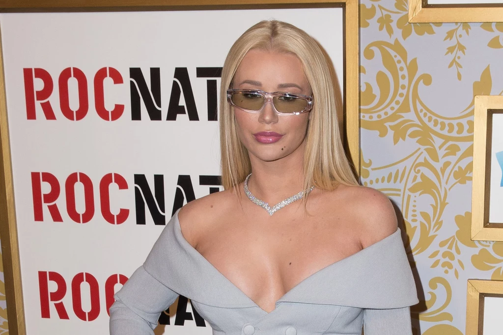 Iggy Azalea tłumaczy się przed fanami