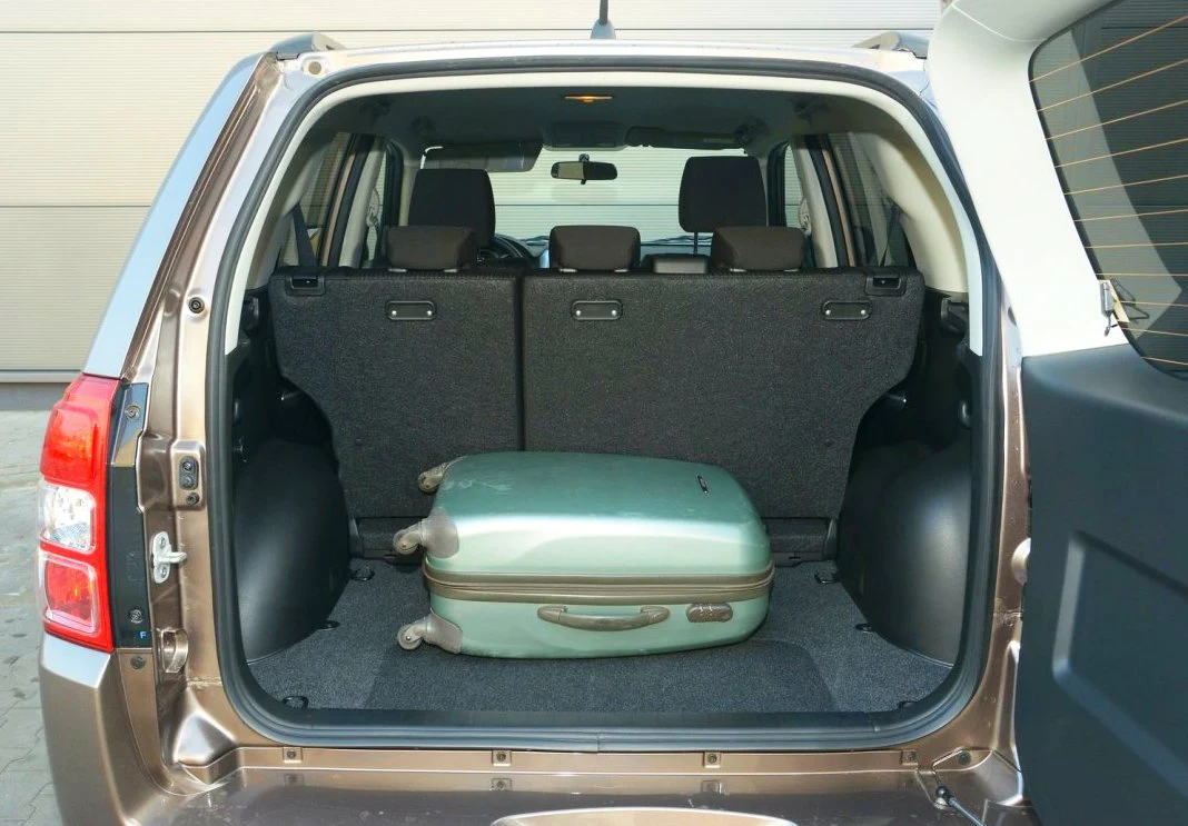 grand vitara bagażnik