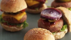 Burger z czerwonej fasoli – fast food w zdrowej odsłonie!