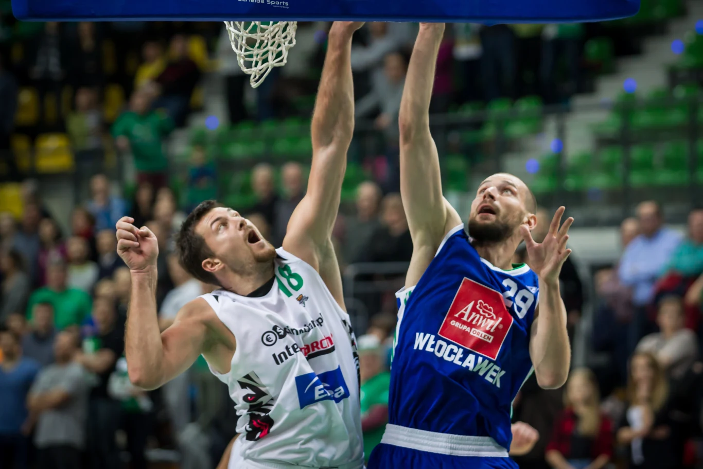 Paweł Leończyk (po prawej) Paweł Leończyk (po prawej)