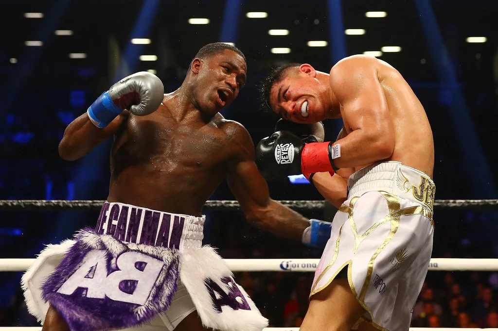 Adrien Broner (z lewej) Adrien Broner (z lewej)