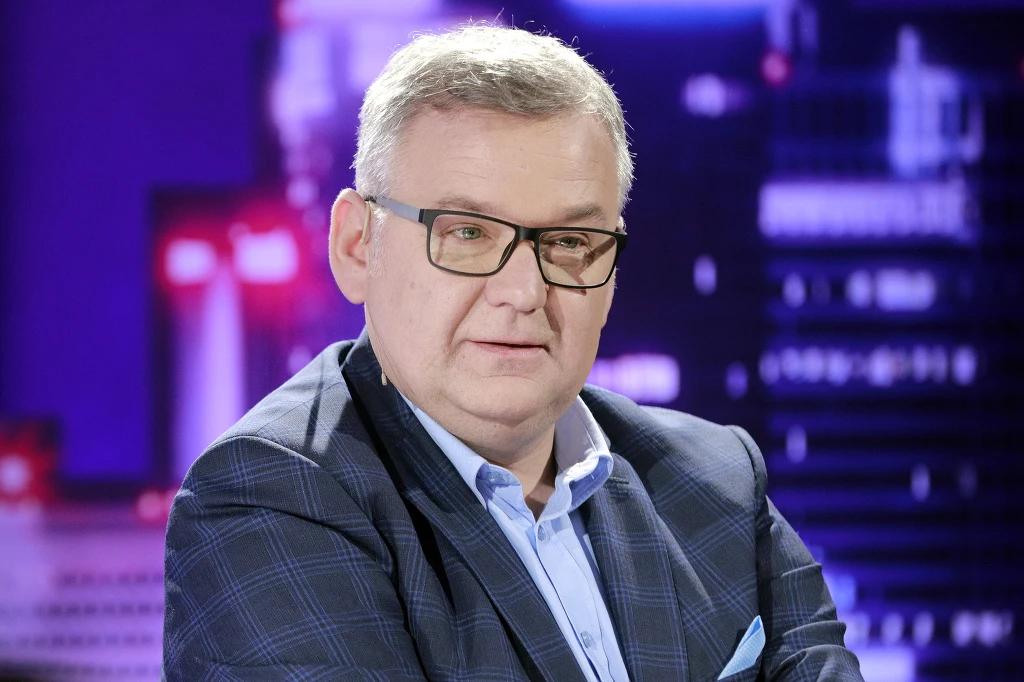 Artur Andrus jest jednym z ulubieńców kabaretowej publiczności Artur Andrus jest jednym z ulubieńców kabaretowej publiczności