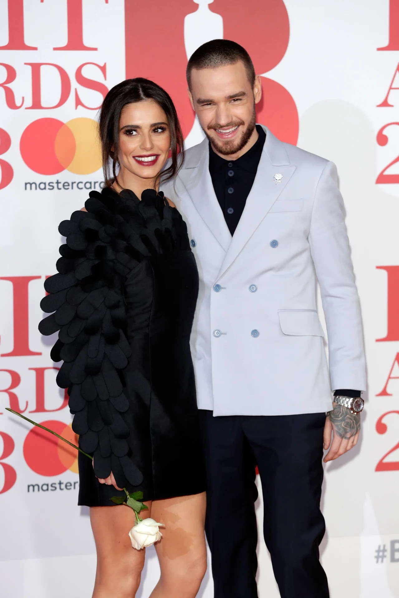Obecnie Cheryl jest w związku z byłym członkiem One Direction, 24-letnim Liamem Paynem (poznali się w programie "X Factor", gdzie Brytyjka oceniała występy przyszłego chłopaka). Gwiazdorska para ma synka Beara. Początek związku był jednak wyjątkowo trudny. Cheryl otrzymywała bowiem pogróżki od fanek swojego partnera. Obecnie Cheryl jest w związku z byłym członkiem One Direction, 24-letnim Liamem Paynem (poznali się w programie "X Factor", gdzie Brytyjka oceniała występy przyszłego chłopaka). Gwiazdorska para ma synka Beara. Początek związku był jednak wyjątkowo trudny. Cheryl otrzymywała bowiem pogróżki od fanek swojego partnera.
