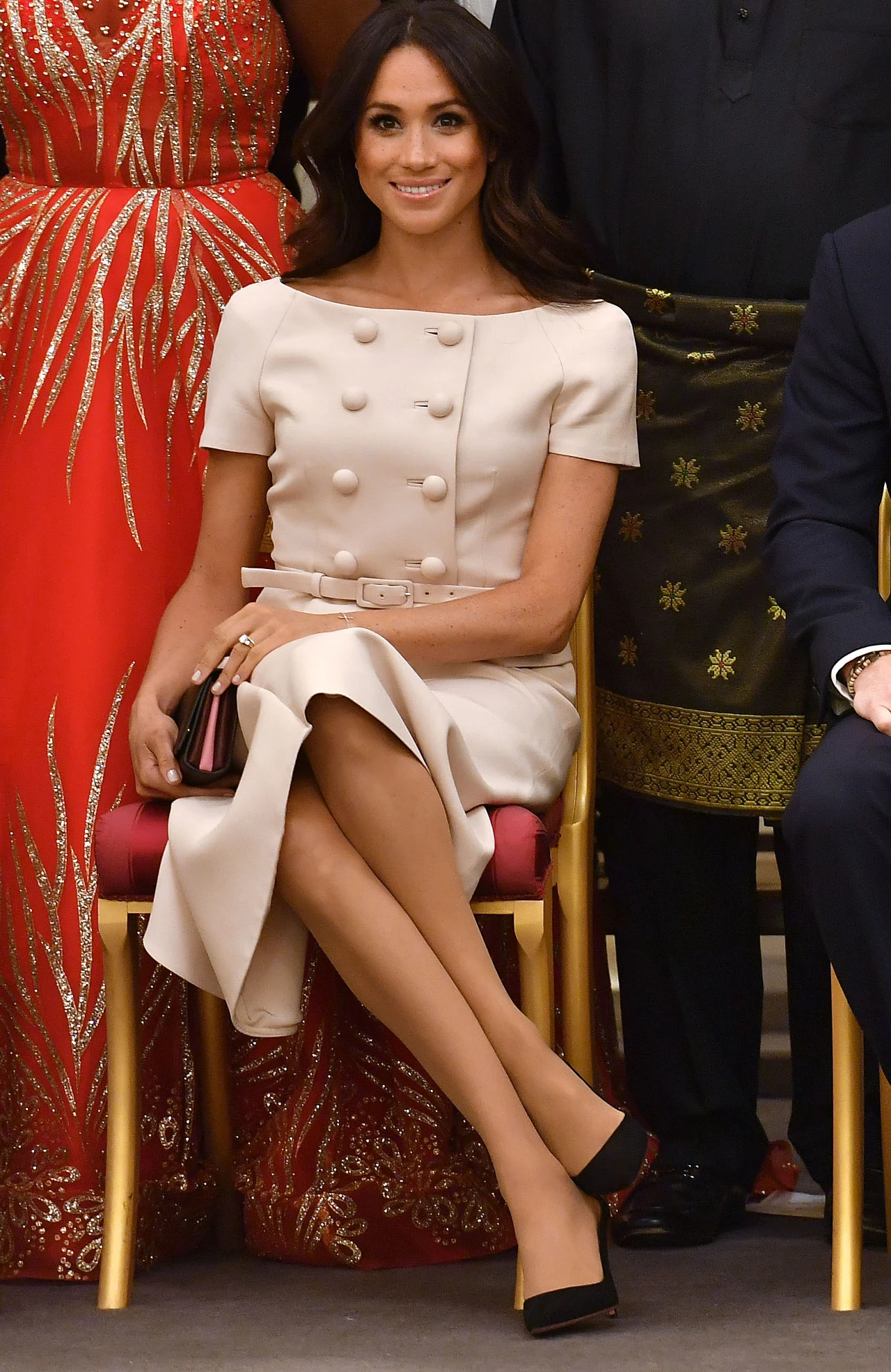 Meghan powinna się podszkolić z dworskiej etykiety? Meghan powinna się podszkolić z dworskiej etykiety?