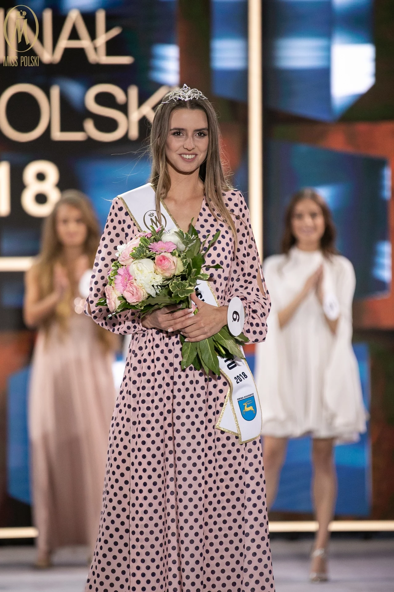 Podczas piątkowej Gali Półfinału Miss Polski 2018, którą we wtorek 3 lipca o godz. 21 zobaczymy na antenie Czwórki, wyłonionych zostało 28 finalistek tego najbardziej prestiżowego konkursu piękności w kraju Podczas piątkowej Gali Półfinału Miss Polski 2018, którą we wtorek 3 lipca o godz. 21 zobaczymy na antenie Czwórki, wyłonionych zostało 28 finalistek tego najbardziej prestiżowego konkursu piękności w kraju