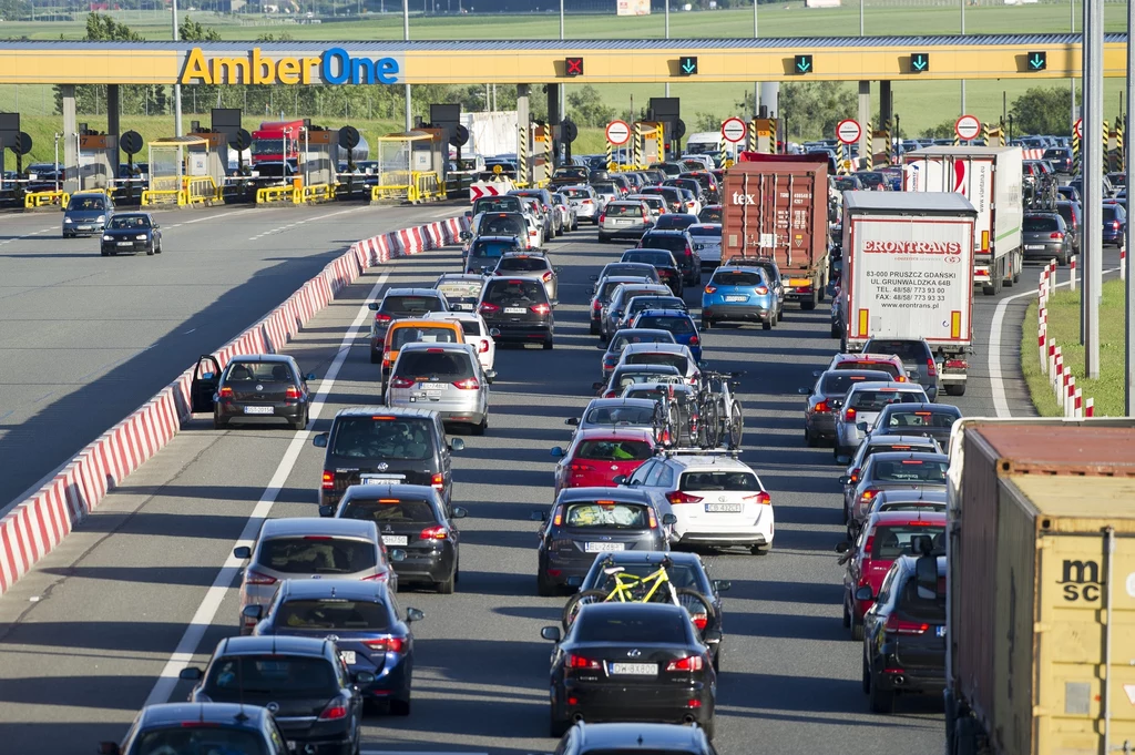 Na A1 przed bramkami w wakacje regularnie tworzą się olbrzymie korki