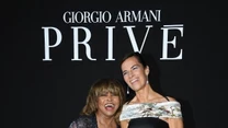 Tina Turner i Robert Armani na pokazie Prive Haute Couture Fall Winter 2018/2019 w Paryżu