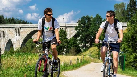 ​Rowerzyści pokochają tę ścieżkę. 100 km malowniczej trasy dla całej rodziny