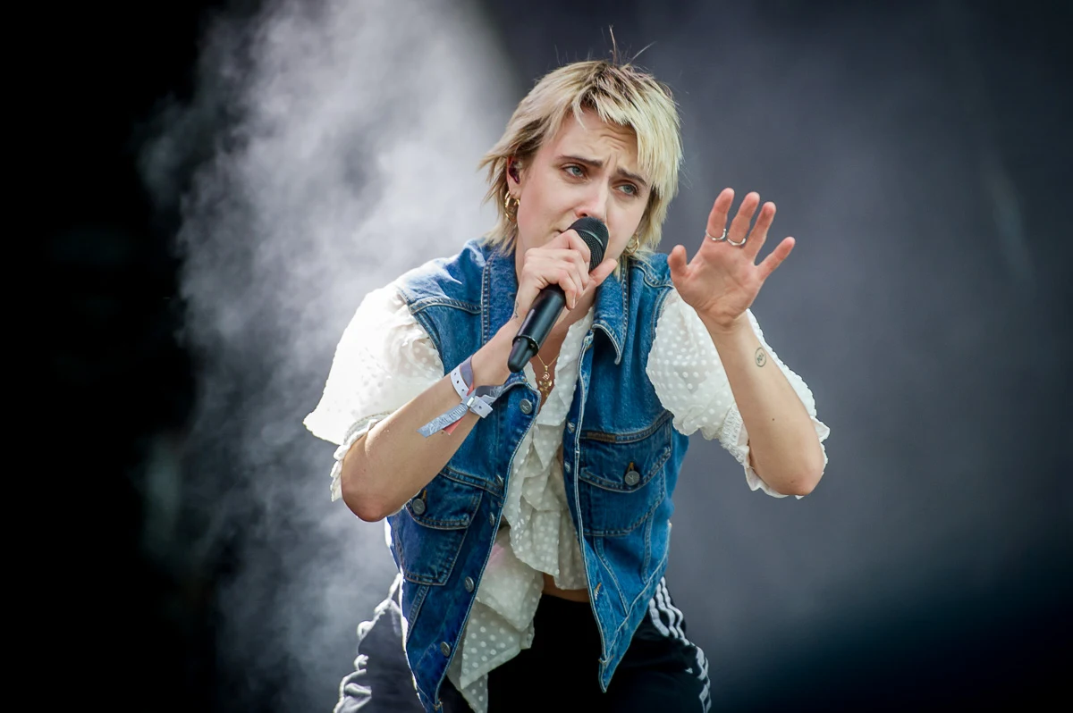 MØ