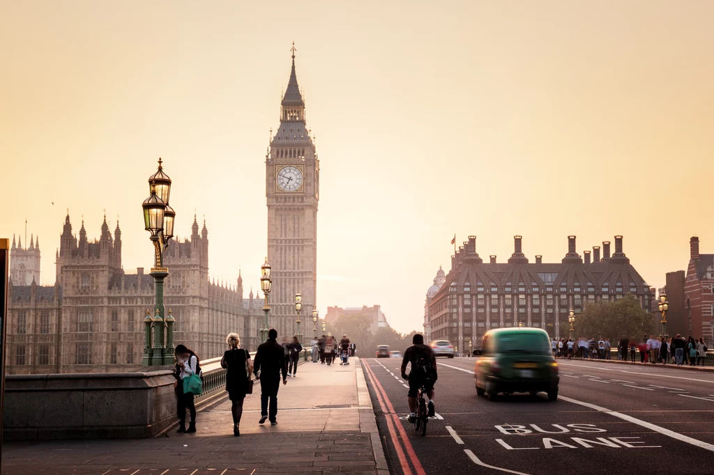 Loty do Londynu za 150 złotych? Tkwi w nich pewien haczyk 