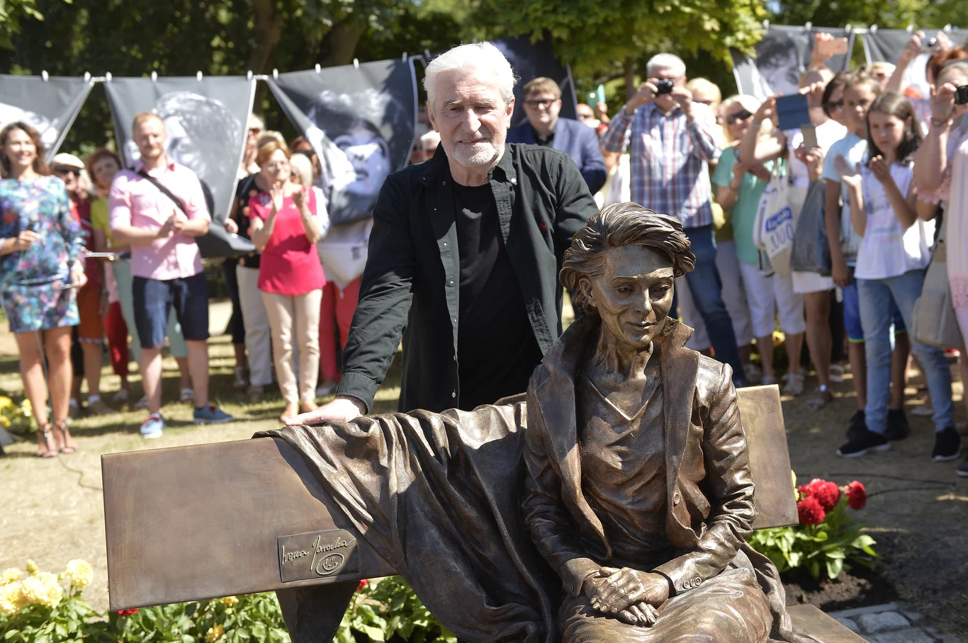 Irena Jarocka zmarła w styczniu 2012 r.