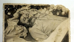 "Na Wołyniu oprócz banderowców mordowali także 'siekiernicy'. Tak nazywaliśmy sąsiadów, który w ciągu dnia potrafili przyjść do Polaków i zjeść z nimi wspólny obiad, a w nocy mordować" (zdjęcie z archiwów IPN)