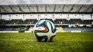 Chcesz zostać prezesem fikcyjnego piłkarskiego klubu? Hattrick to kompleksowa gra, która Ci w tym pomoże!