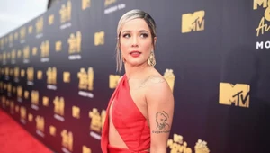 Halsey rozpłakała na scenie