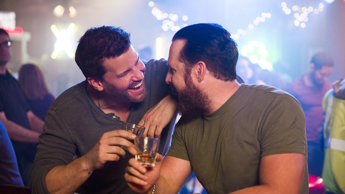 David Boreanaz (Jason), A.J. Buckley (Sonny)