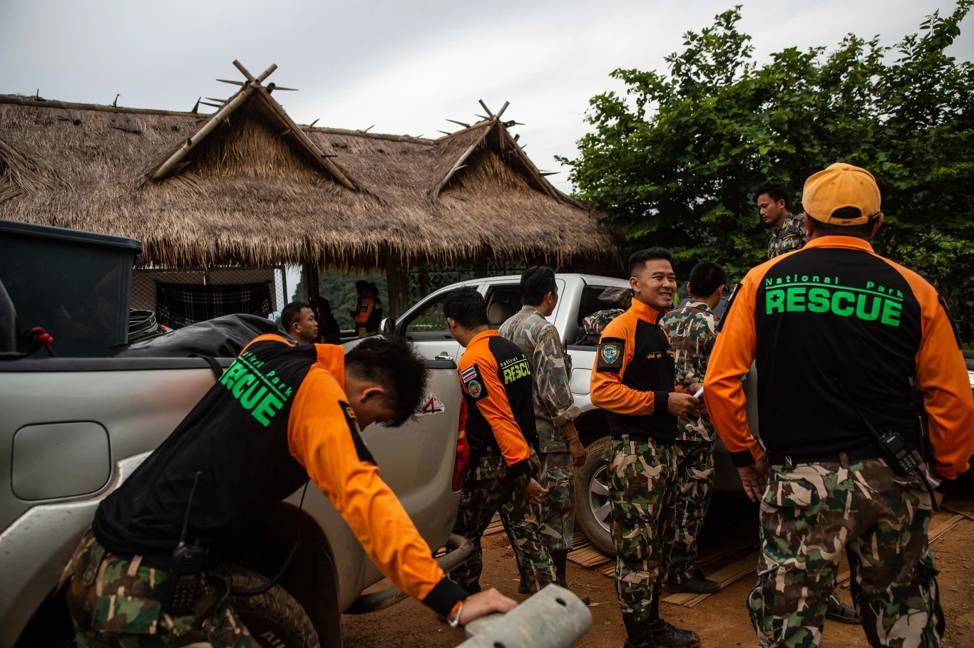 Na początku akcji ratunkowej woda kolorem przypominała kawę z mlekiem. Brak widoczności utrudniał akcję Na początku akcji ratunkowej woda kolorem przypominała kawę z mlekiem. Brak widoczności utrudniał akcję