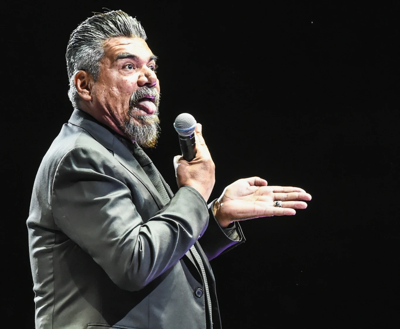 George Lopez załatwił się na gwiazdę Donalda Trumpa George Lopez załatwił się na gwiazdę Donalda Trumpa