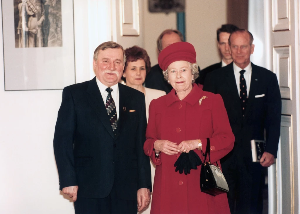 Jej Królewska Mość Elżbieta II złożyła w Polsce jedyną wizytę