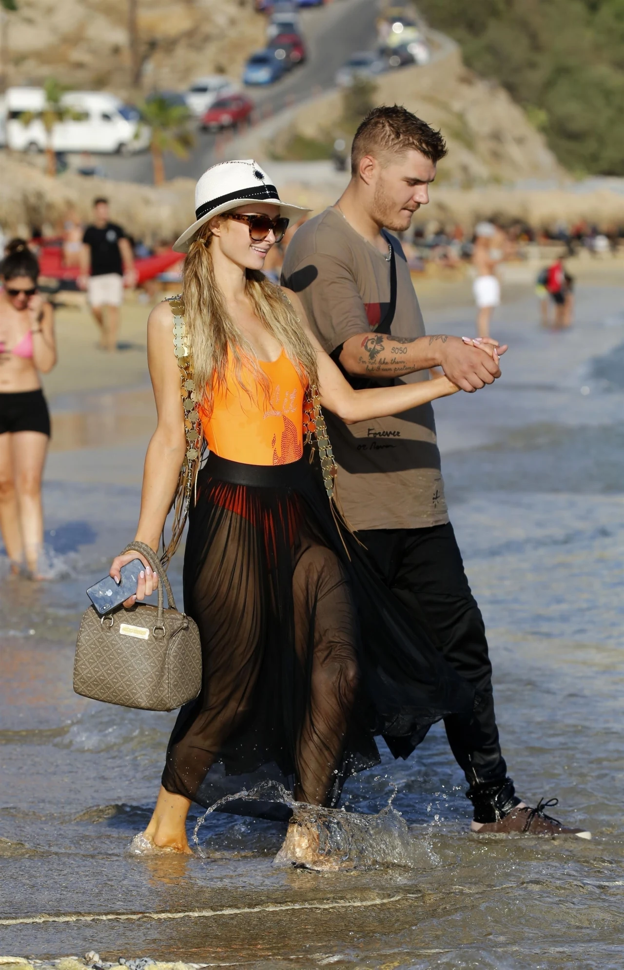 Paris Hilton i Chris Zylka na Mykonos Paris Hilton i Chris Zylka na Mykonos