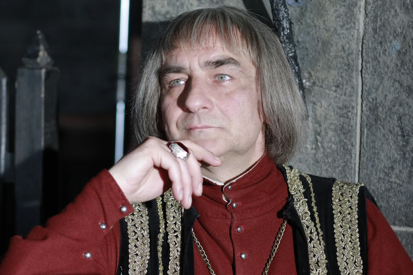 Robert Gonera na planie serialu "Korona Królów" Robert Gonera na planie serialu "Korona Królów"