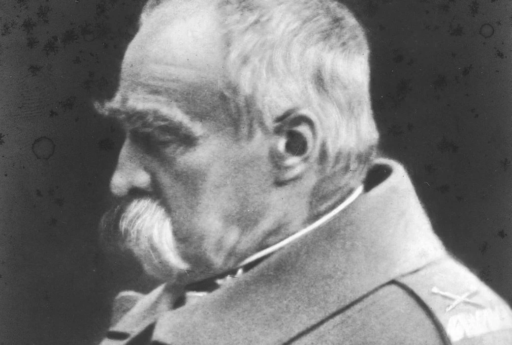 Józef Piłsudski. Oficjalna fotografia portretowa z 1935 roku Józef Piłsudski. Oficjalna fotografia portretowa z 1935 roku