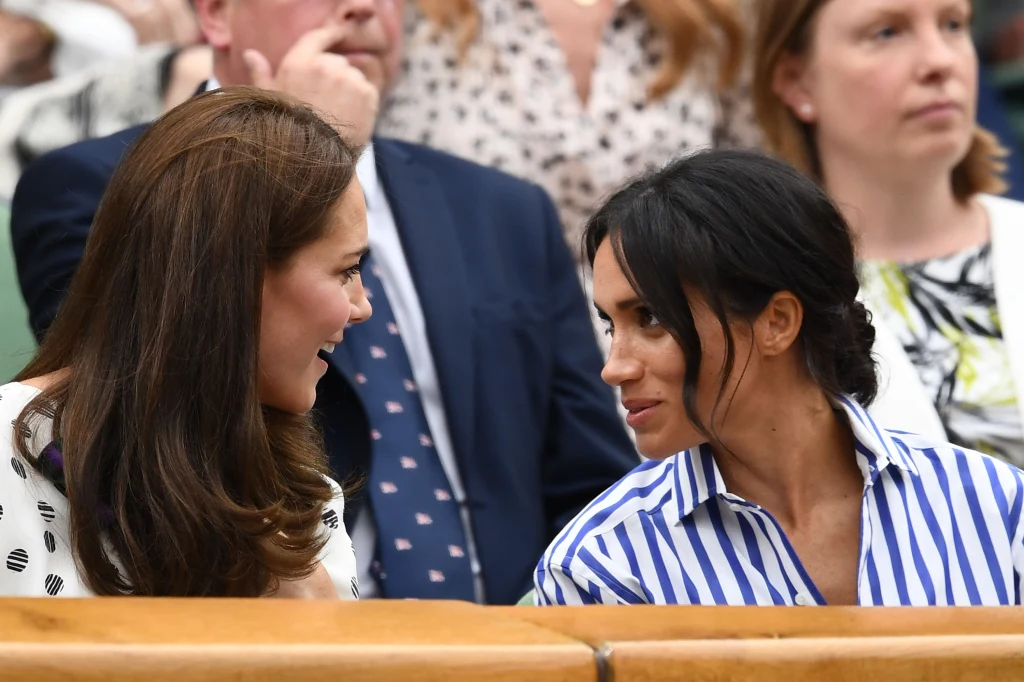Księżna Kate i Meghan Markle  Księżna Kate i Meghan Markle
