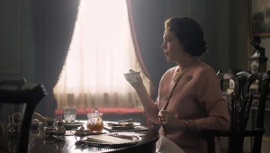 Olivia Colman jako Elżbieta II