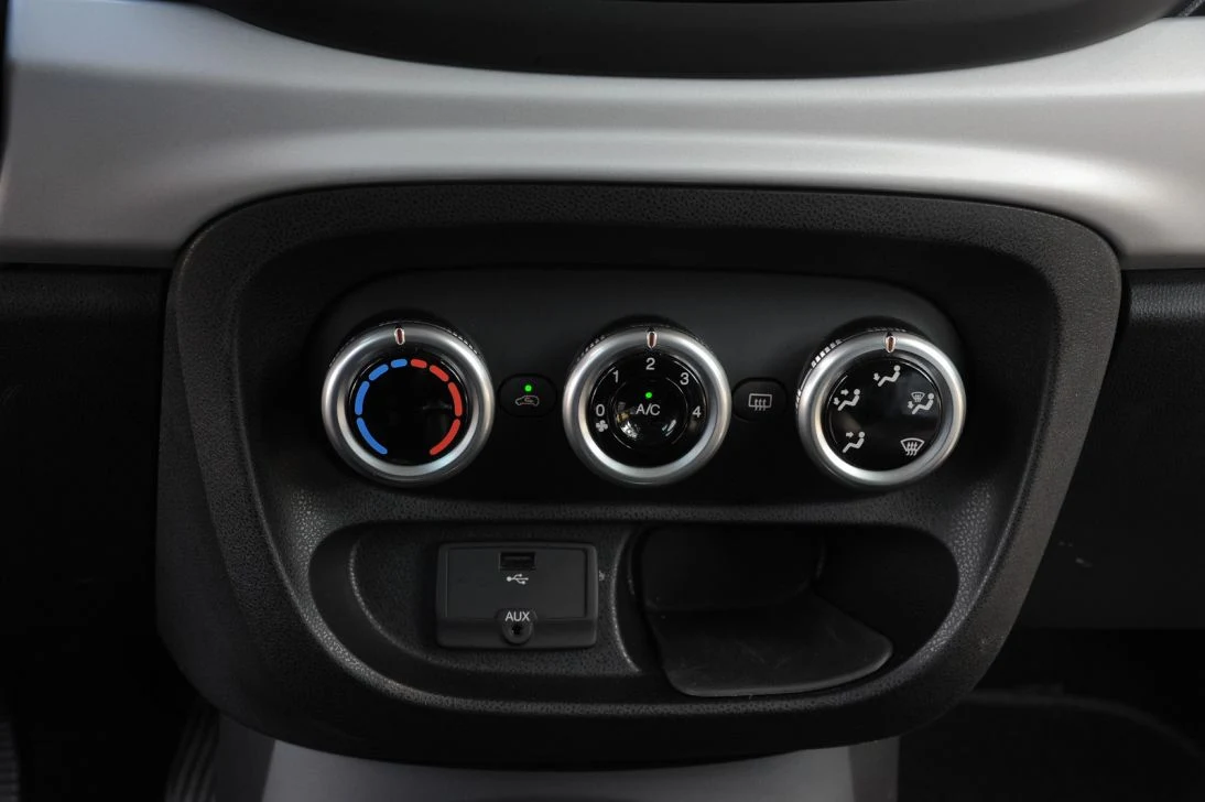 Fiat 500L Beats Edition (2015)