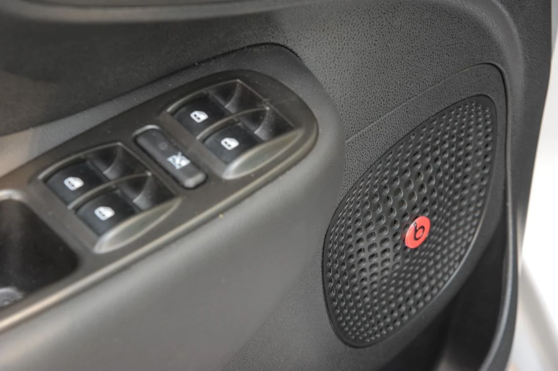 Fiat 500L Beats Edition (2015)