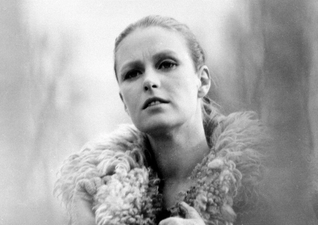 Beata Tyszkiewicz Beata Tyszkiewicz