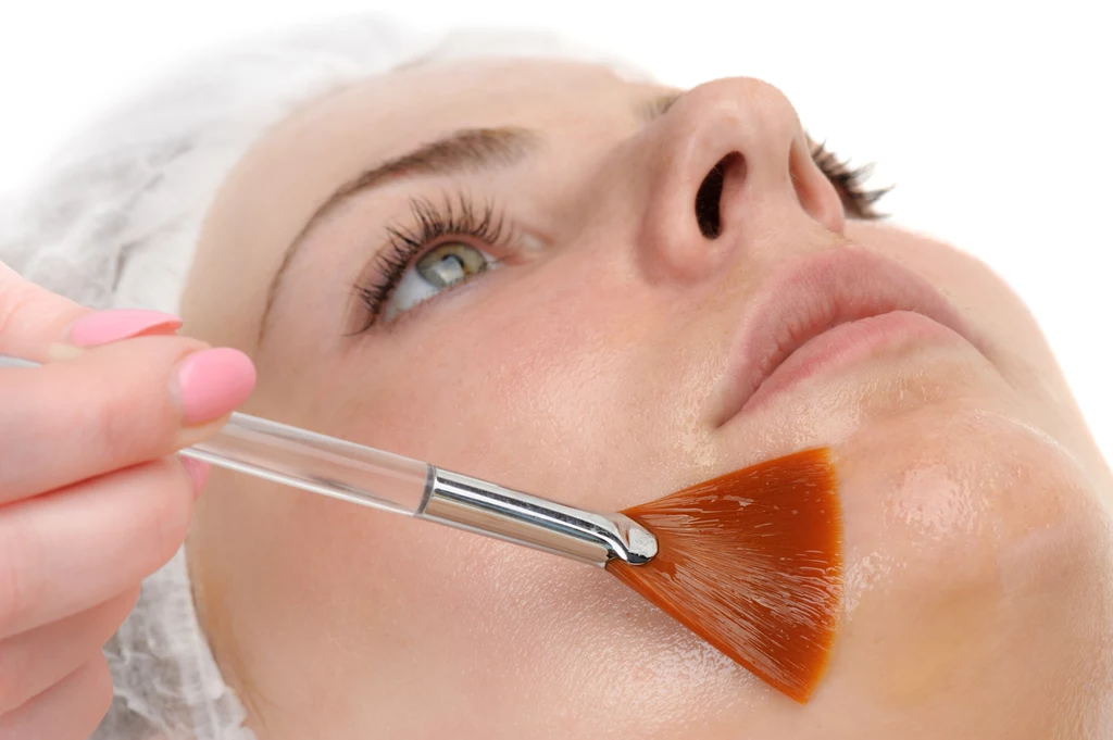 W gabinecie kosmetycznym możesz skorzystać z zabiegów na bazie retinolu 