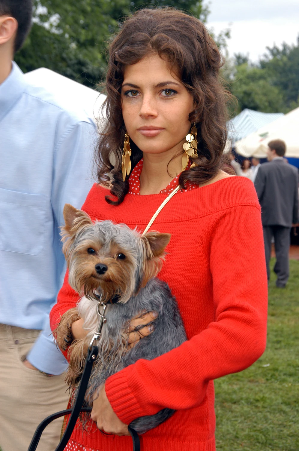 Weronika Rosati z psem 