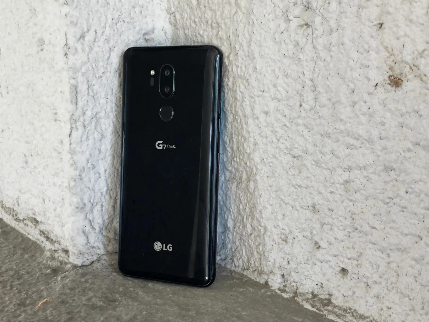 LG G7 ThinQ LG G7 ThinQ