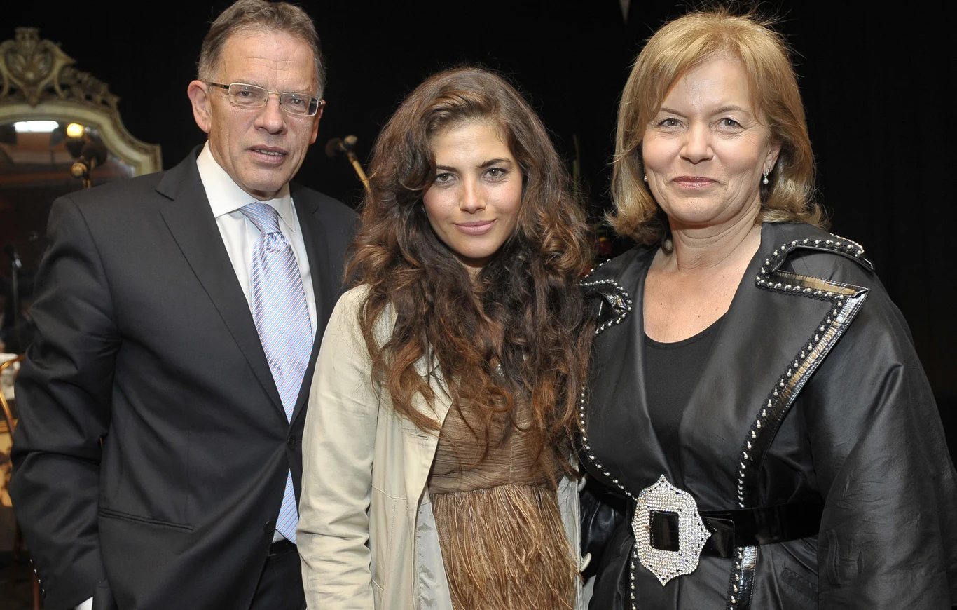 Weronika Rosati z rodzicami Weronika Rosati z rodzicami