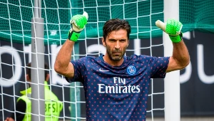 Gianluigi Buffon w barwach PSG