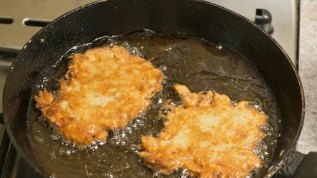 ​Zapomnij o smażeniu placków ziemniaczanych. W ten sposób obetniesz kalorie